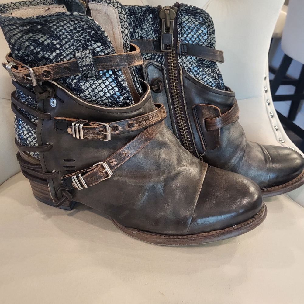 Freebird Crue Olive Boots